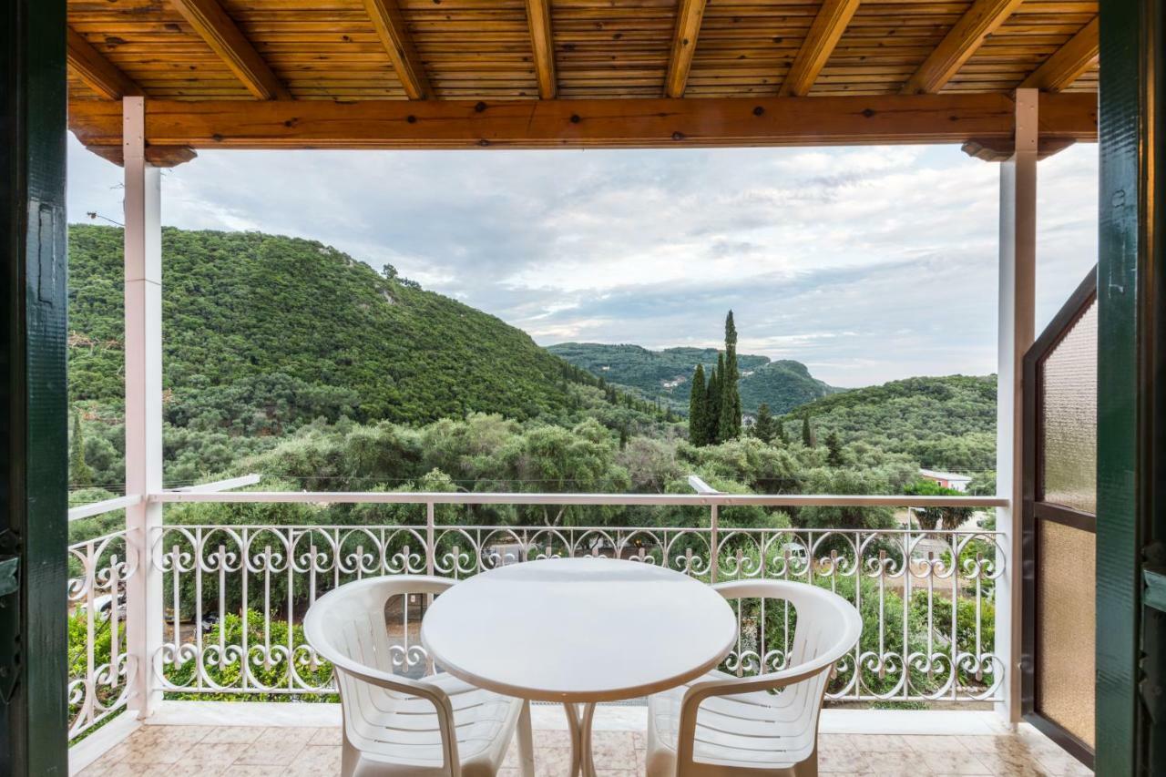 Villa Maria Makri ปาเลโอกัสไตรซา ภายนอก รูปภาพ